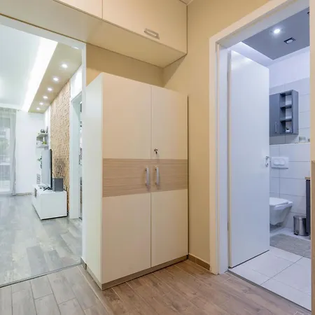 Slate Wood Apartmán *