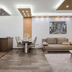 Slate Wood Apartment *
