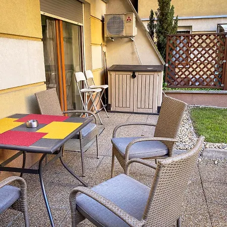 Slate Wood Apartman Budapest