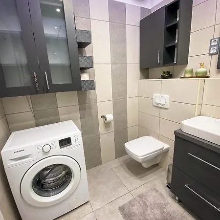 Slate Wood Apartman *